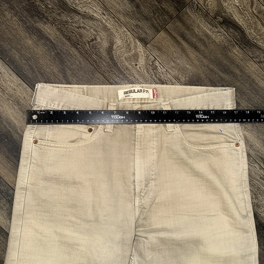 Vintage Levi's 505 Regular Fit Straight Leg Beige Men's Size 33x32 Denim Y2K